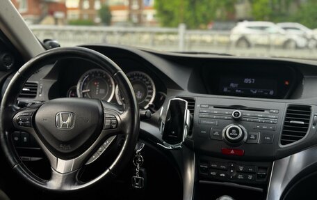 Honda Accord VIII рестайлинг, 2011 год, 1 250 000 рублей, 9 фотография