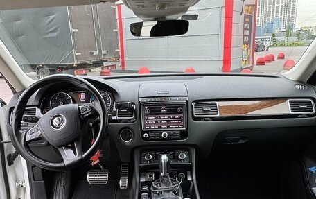 Volkswagen Touareg III, 2017 год, 3 500 000 рублей, 10 фотография