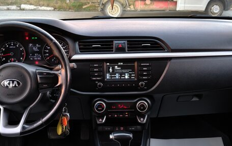 KIA Rio IV, 2017 год, 930 000 рублей, 12 фотография