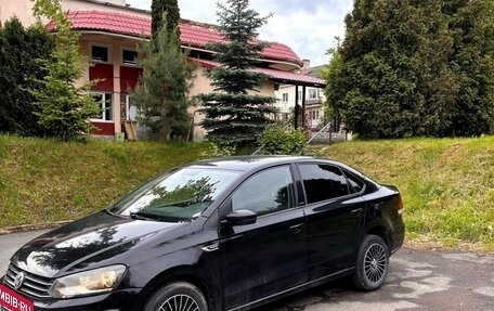 Volkswagen Polo VI (EU Market), 2016 год, 879 000 рублей, 2 фотография