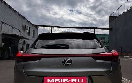Lexus UX I, 2020 год, 2 900 000 рублей, 6 фотография