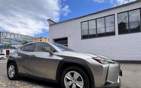 Lexus UX I, 2020 год, 2 900 000 рублей, 15 фотография