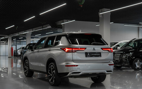 Mitsubishi Outlander, 2022 год, 4 050 000 рублей, 4 фотография