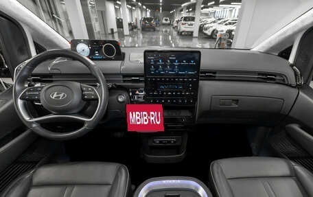 Hyundai Staria, 2024 год, 6 850 000 рублей, 8 фотография