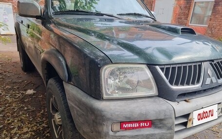 Mitsubishi L200 III рестайлинг, 2006 год, 560 000 рублей, 7 фотография