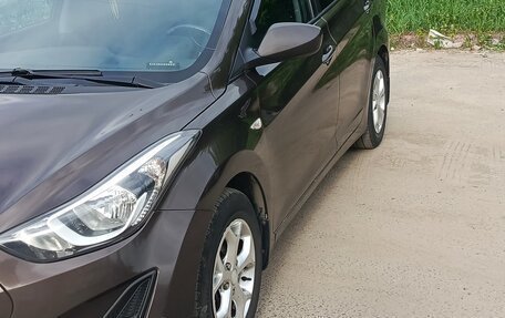 Hyundai Elantra V, 2013 год, 1 080 000 рублей, 2 фотография