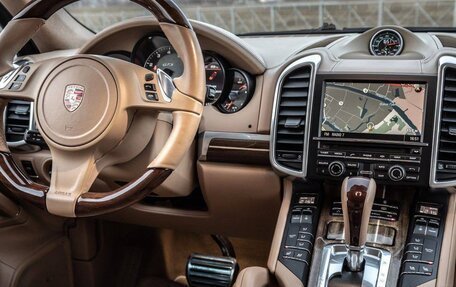 Porsche Cayenne III, 2013 год, 2 190 000 рублей, 17 фотография