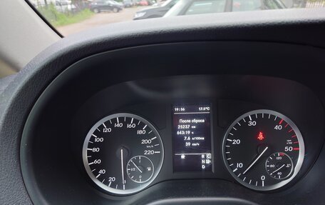 Mercedes-Benz Vito, 2014 год, 2 850 000 рублей, 10 фотография