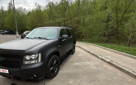 Chevrolet Tahoe III, 2013 год, 3 100 000 рублей, 2 фотография