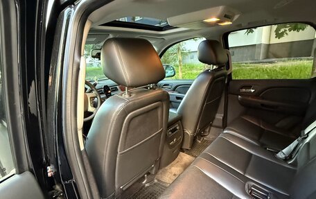 Chevrolet Tahoe III, 2013 год, 3 100 000 рублей, 8 фотография