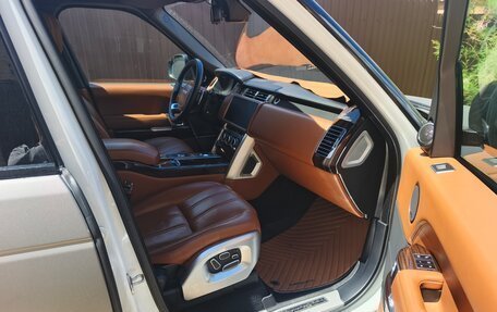 Land Rover Range Rover IV рестайлинг, 2015 год, 3 640 000 рублей, 12 фотография