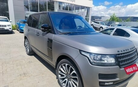 Land Rover Range Rover IV рестайлинг, 2015 год, 3 640 000 рублей, 22 фотография