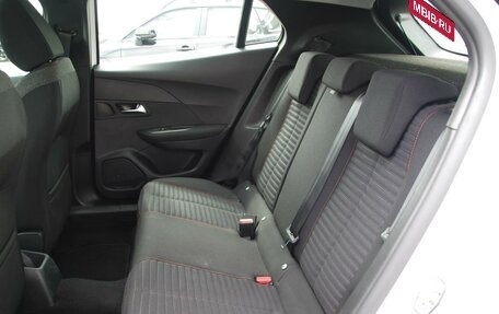 Peugeot 2008 II, 2021 год, 1 629 000 рублей, 8 фотография