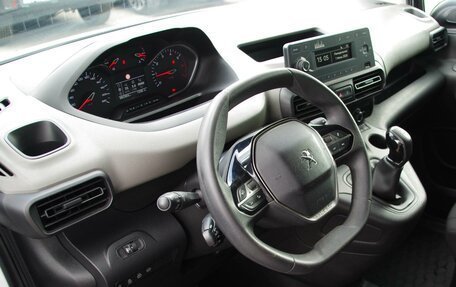 Peugeot Rifter I, 2020 год, 1 780 000 рублей, 6 фотография
