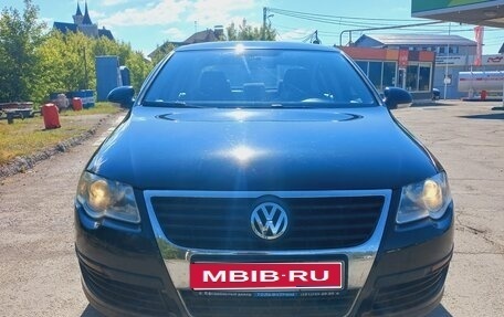 Volkswagen Passat B6, 2010 год, 600 000 рублей, 1 фотография