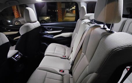 Subaru Ascent, 2018 год, 2 600 000 рублей, 9 фотография