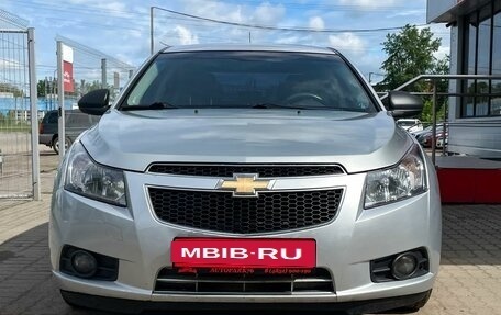 Chevrolet Cruze II, 2010 год, 699 000 рублей, 2 фотография