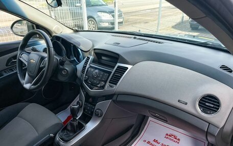 Chevrolet Cruze II, 2010 год, 699 000 рублей, 15 фотография