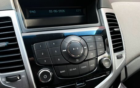 Chevrolet Cruze II, 2010 год, 699 000 рублей, 21 фотография