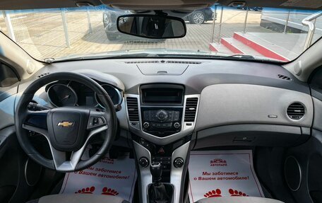 Chevrolet Cruze II, 2010 год, 699 000 рублей, 16 фотография