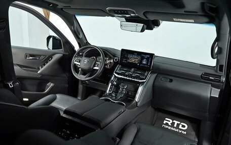 Toyota Land Cruiser, 2025 год, 12 990 000 рублей, 23 фотография