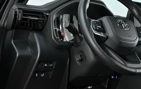 Toyota Land Cruiser, 2025 год, 12 990 000 рублей, 22 фотография