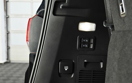Toyota Land Cruiser, 2025 год, 12 990 000 рублей, 28 фотография