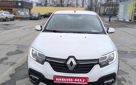 Renault Logan II, 2020 год, 900 000 рублей, 1 фотография
