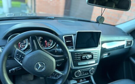 Mercedes-Benz GL-Класс, 2015 год, 2 850 000 рублей, 11 фотография