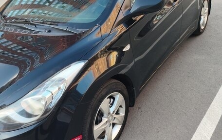 Hyundai Elantra V, 2011 год, 1 120 000 рублей, 2 фотография