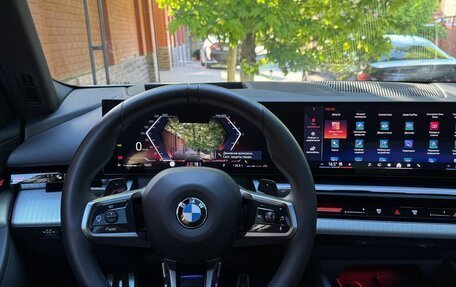 BMW 5 серия, 2024 год, 6 950 000 рублей, 5 фотография