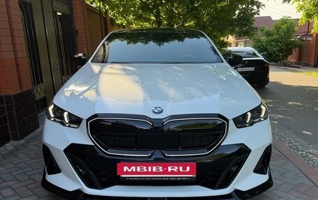 BMW 5 серия, 2024 год, 6 950 000 рублей, 12 фотография