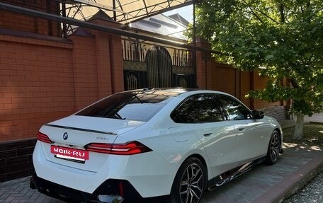 BMW 5 серия, 2024 год, 6 950 000 рублей, 4 фотография
