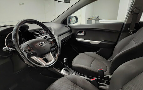 KIA Rio III рестайлинг, 2014 год, 975 000 рублей, 20 фотография