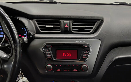 KIA Rio III рестайлинг, 2014 год, 975 000 рублей, 19 фотография