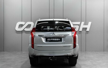 Mitsubishi Pajero Sport III рестайлинг, 2017 год, 2 377 030 рублей, 4 фотография