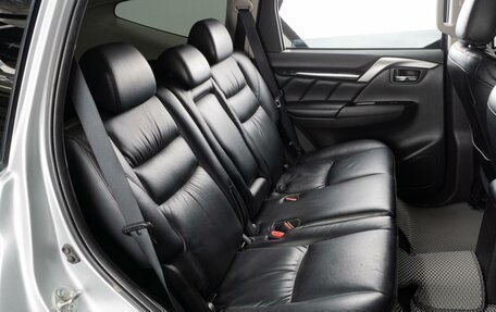 Mitsubishi Pajero Sport III рестайлинг, 2017 год, 2 377 030 рублей, 7 фотография