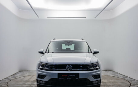 Volkswagen Tiguan II, 2020 год, 2 475 000 рублей, 3 фотография
