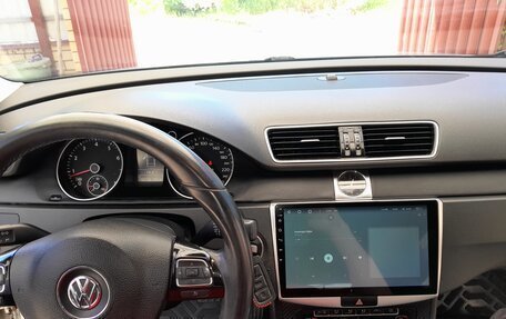 Volkswagen Passat B7, 2011 год, 960 000 рублей, 6 фотография