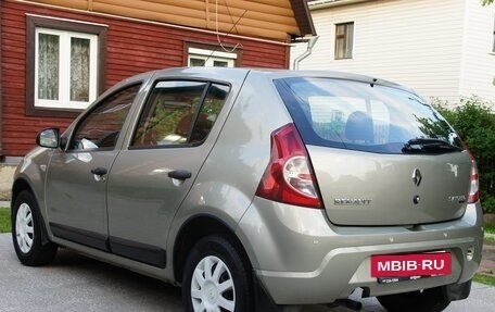Renault Sandero I, 2010 год, 450 000 рублей, 3 фотография