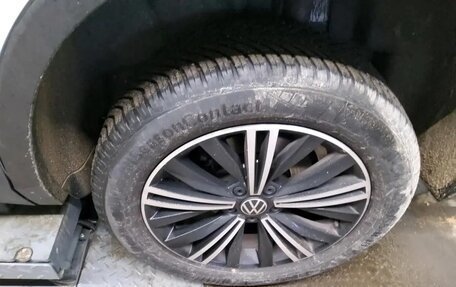 Volkswagen Tiguan II, 2022 год, 2 282 000 рублей, 5 фотография