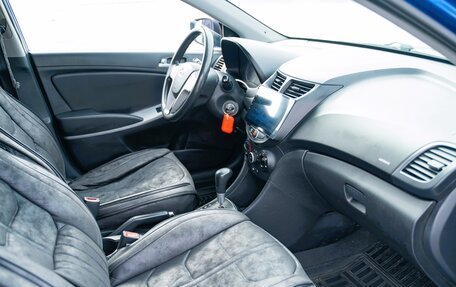 Hyundai Solaris II рестайлинг, 2011 год, 610 000 рублей, 6 фотография