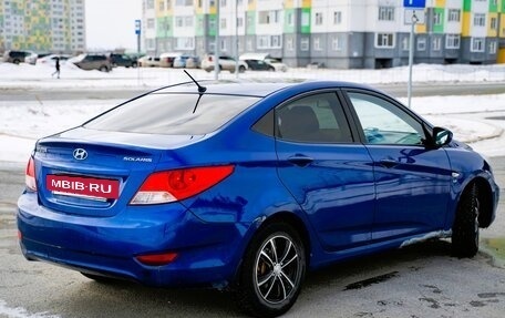 Hyundai Solaris II рестайлинг, 2011 год, 610 000 рублей, 2 фотография