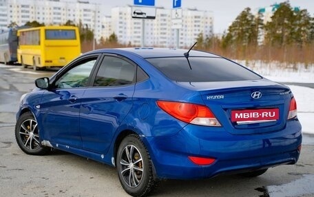 Hyundai Solaris II рестайлинг, 2011 год, 610 000 рублей, 3 фотография