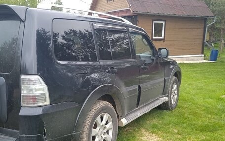 Mitsubishi Pajero IV, 2011 год, 1 700 000 рублей, 4 фотография