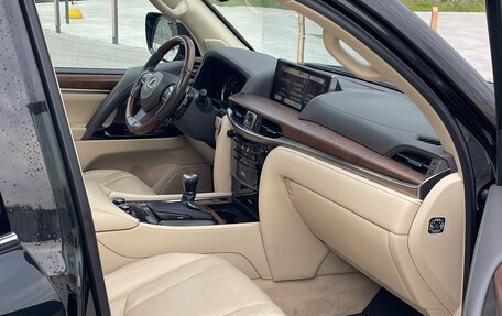 Lexus LX III, 2015 год, 6 490 000 рублей, 8 фотография