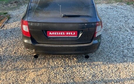 Skoda Superb III рестайлинг, 2011 год, 1 100 000 рублей, 14 фотография