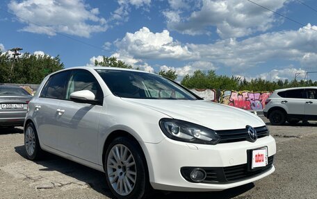 Volkswagen Golf VI, 2011 год, 840 000 рублей, 2 фотография