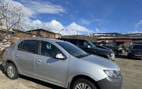 Renault Logan II, 2015 год, 490 000 рублей, 2 фотография