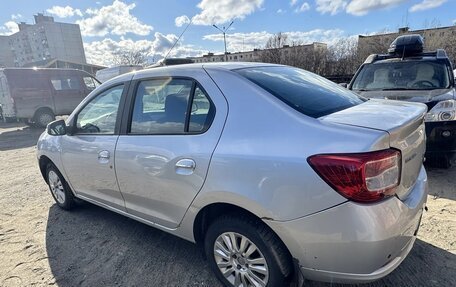 Renault Logan II, 2015 год, 490 000 рублей, 3 фотография